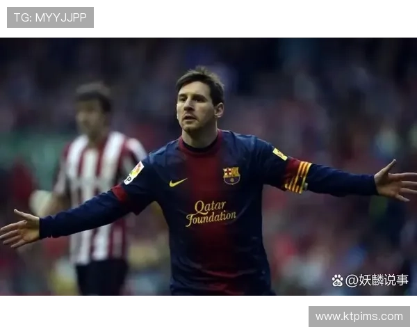 全球足球明星最新排名及精彩照片展示